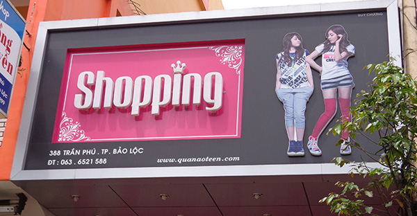 Bảng hiệu Alu quận Tân Phú